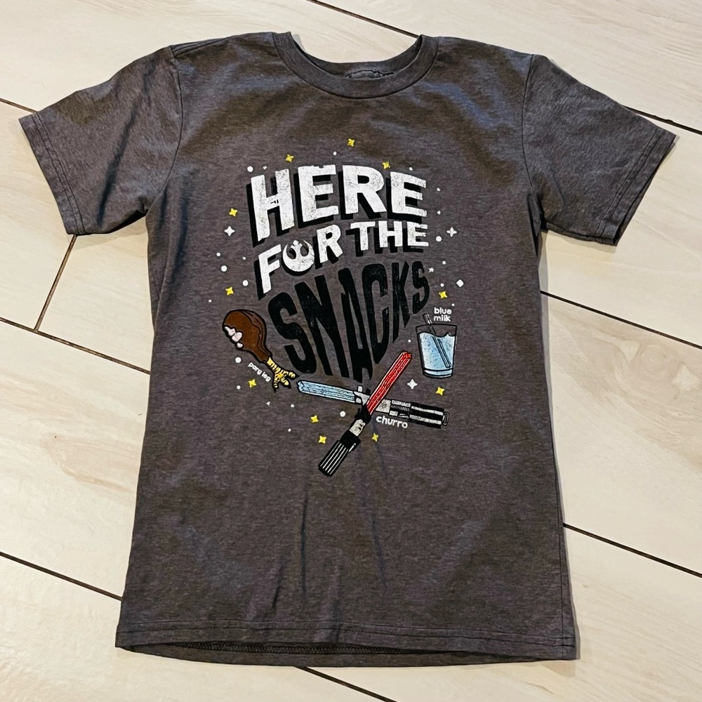 Disney Star Wars short sleeve gray tshirt boy sz. L 10/12